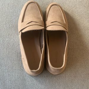 Old Navy Tan suede shoes size 8